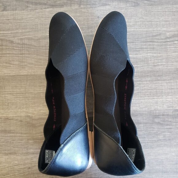 Skechers Arch Fit Must Be Mine Black Slip-On Ballet Flats Scalloped Women's 10 - Picture 7 of 12